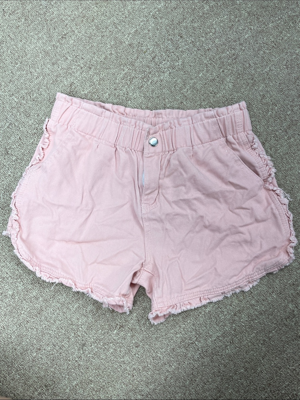 Women’s Pink Frayed Hem Casual Shorts
